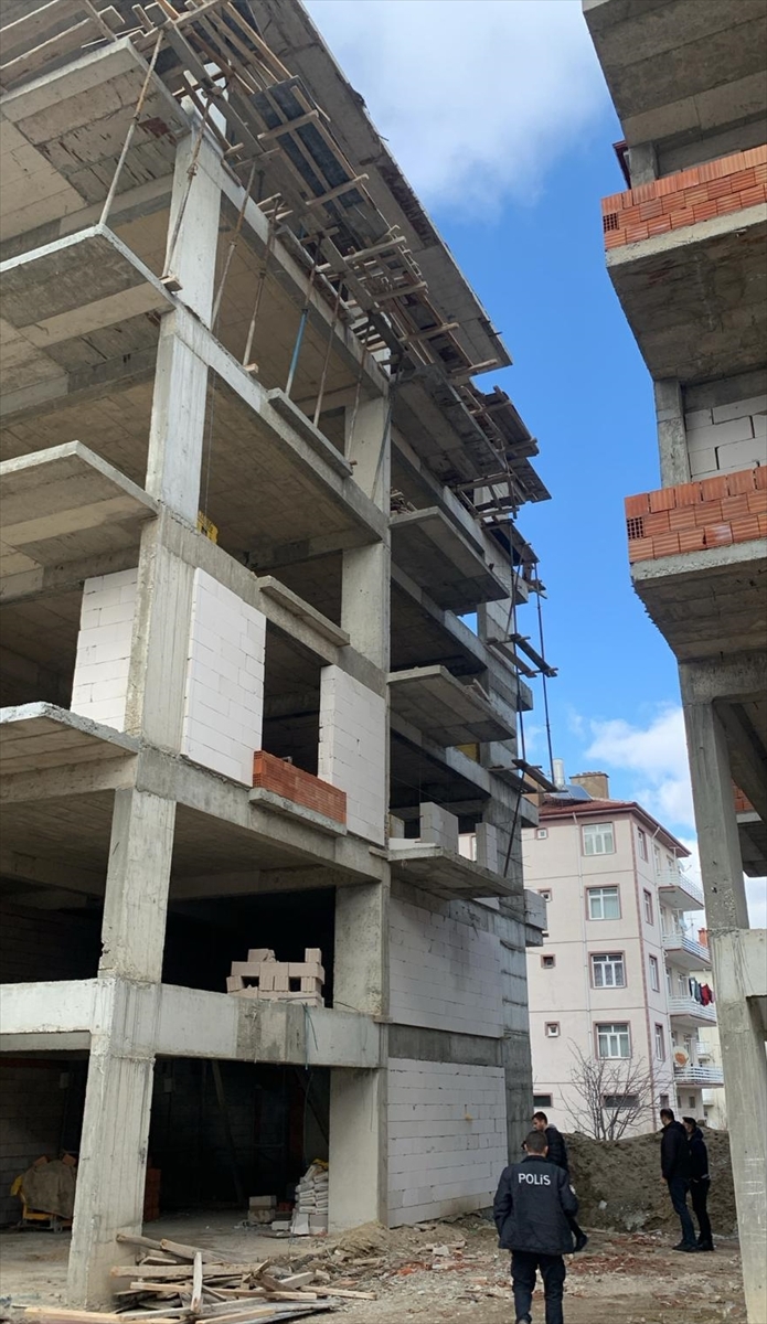 konyada-feci-olum-5-kattan-dustu.jpg