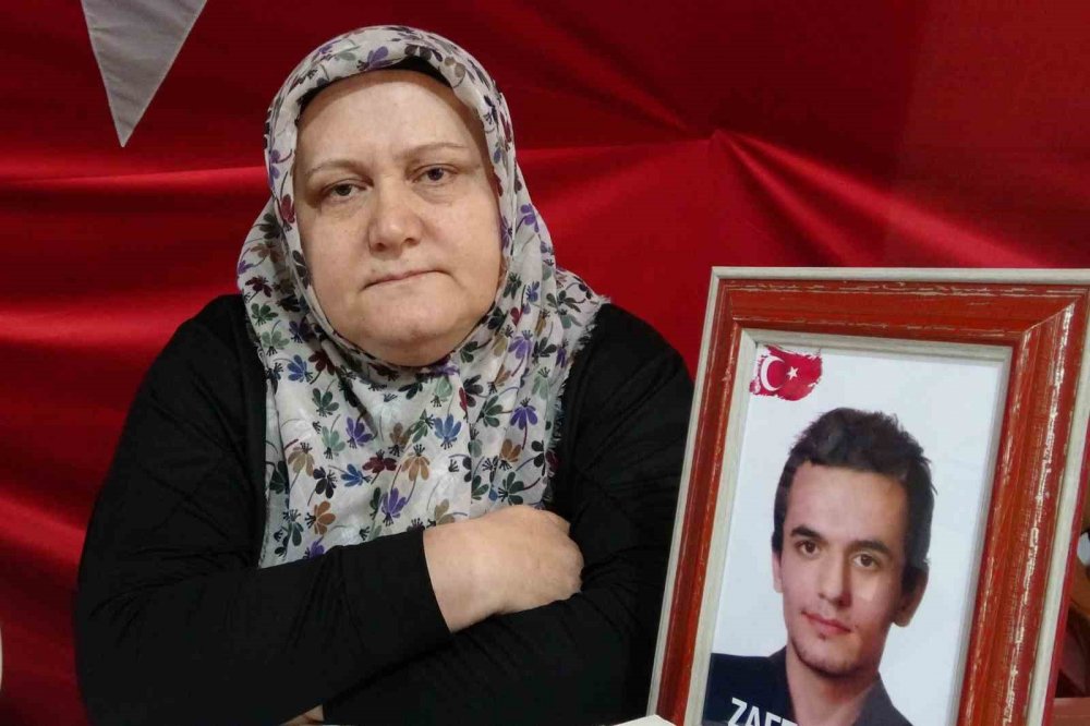 HDP önündeki evlat direnişi bin 634. gününde