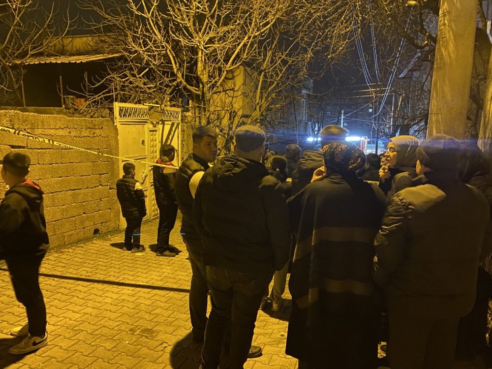 Müstakil evde tüp patladı, ardından yangın çıktı