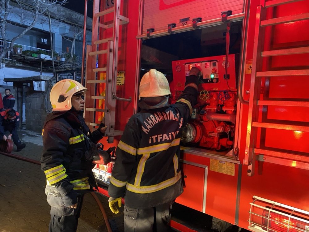 Müstakil evde tüp patladı, ardından yangın çıktı