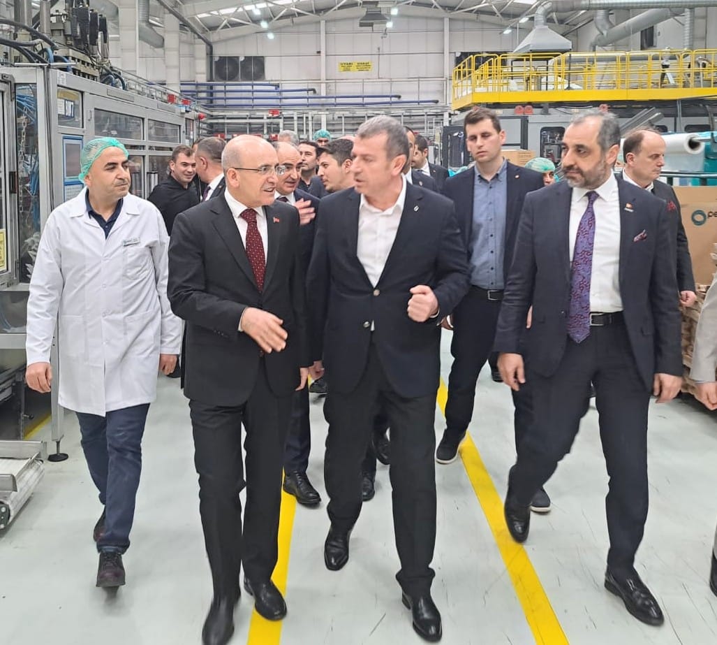 bakan-simsekten-konyaya-onemli-katma-deger-saglayan-isletmelere-ziyaret-003.jpg