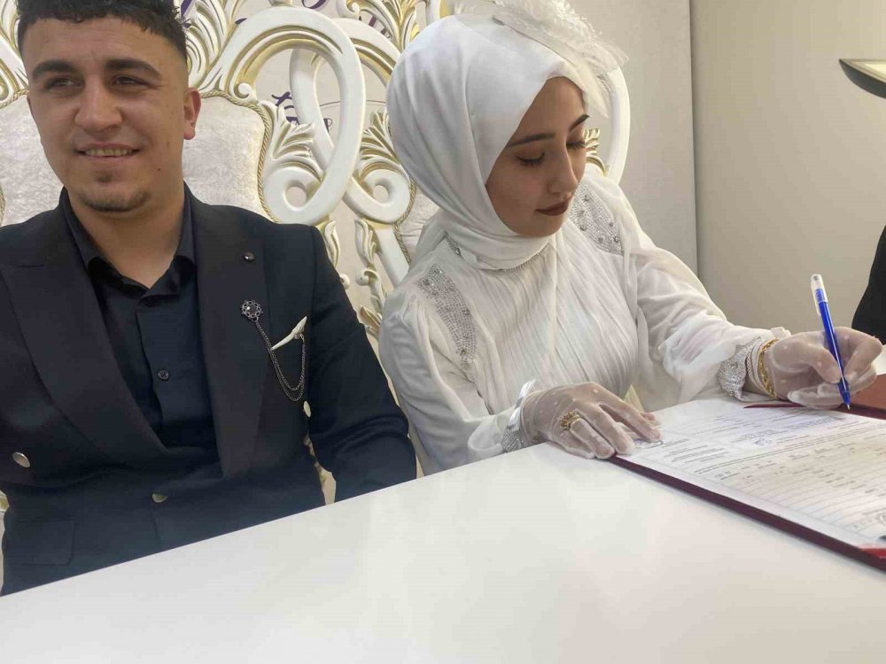 Konya'da yeni evlenen çiftin şaşkınlığı... Sonradan farkettiler