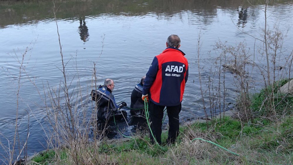 7 yaşındaki Mehmet, her yerde aranıyor