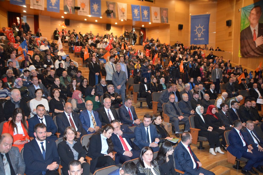 Bakan Tunç: Yerel yönetim ve hükümet uyumu önemli