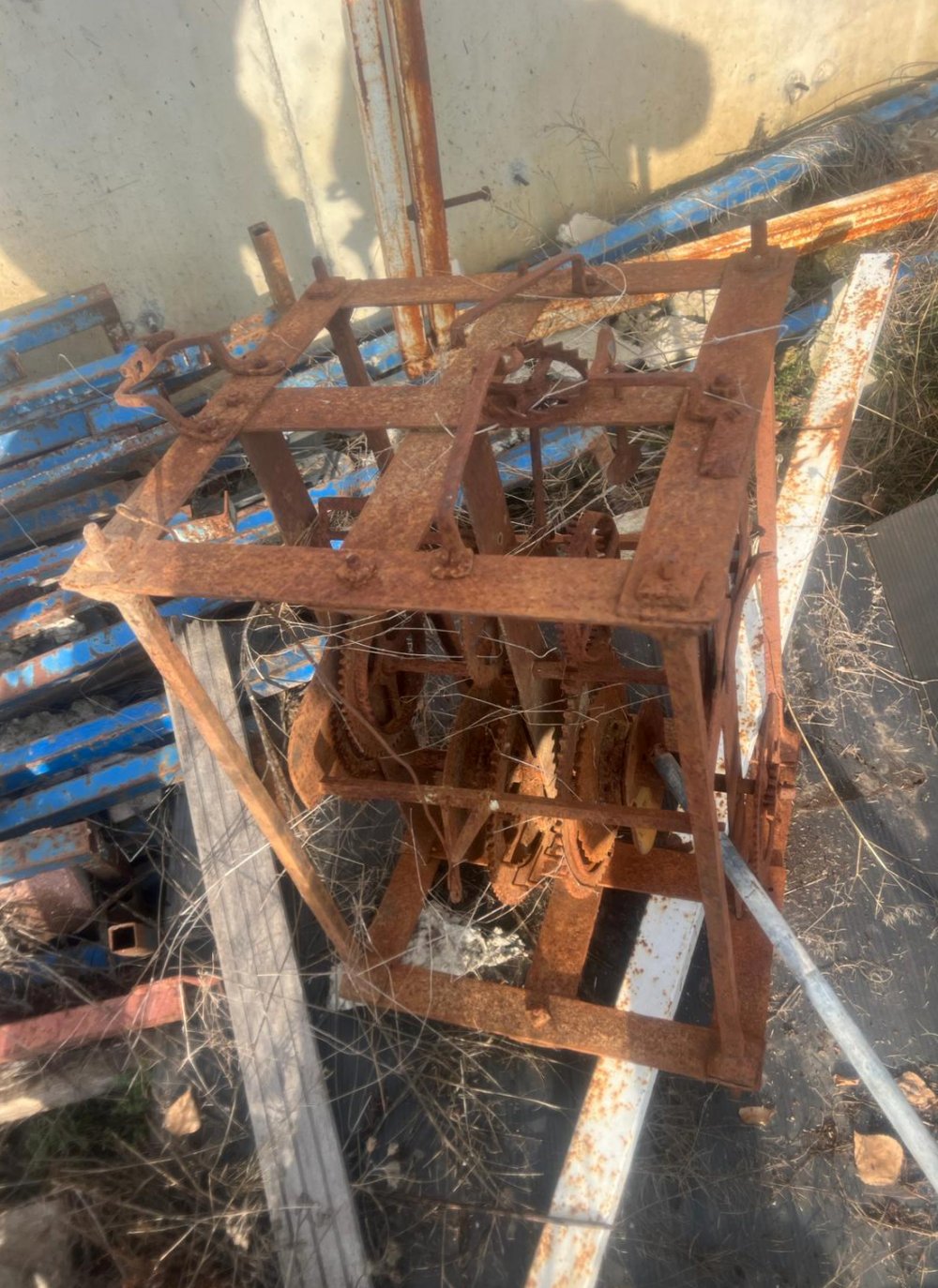 Sultan 2'nci Abdülhamid'in yaptırdığı saat kulesinin kayıp mekanizması bakın nerede bulundu