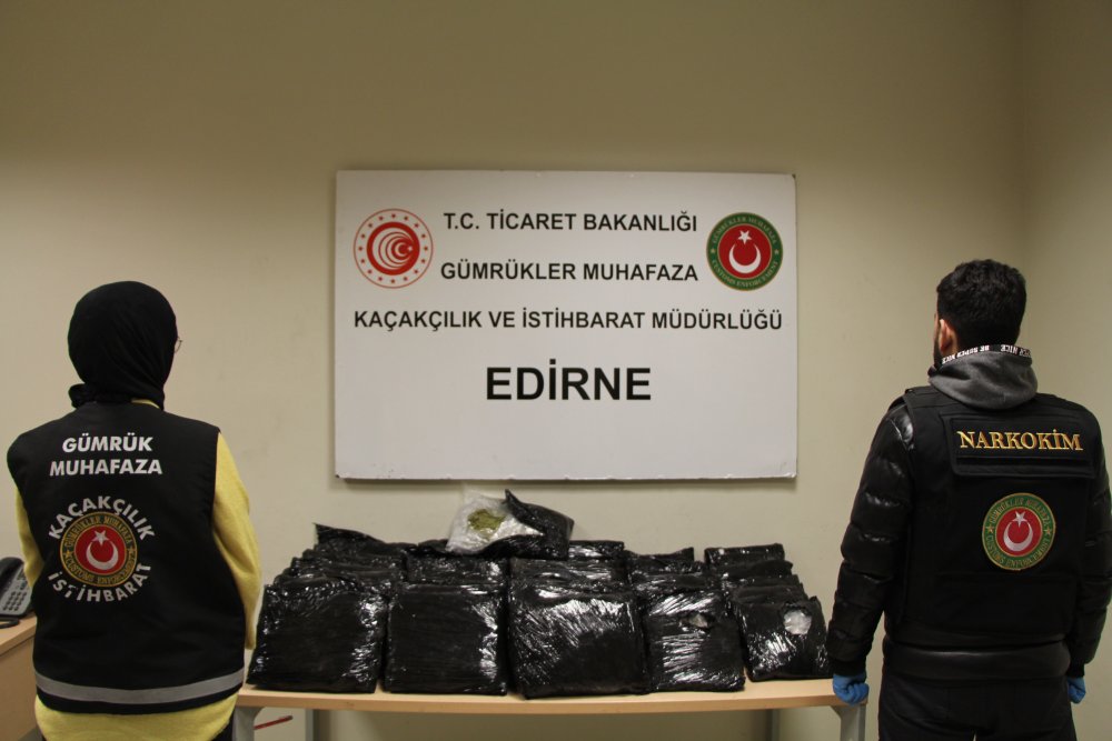 Gümrüklerde 113,4 milyon lira değerinde uyuşturucu ve kaçak eşya ele geçirildi