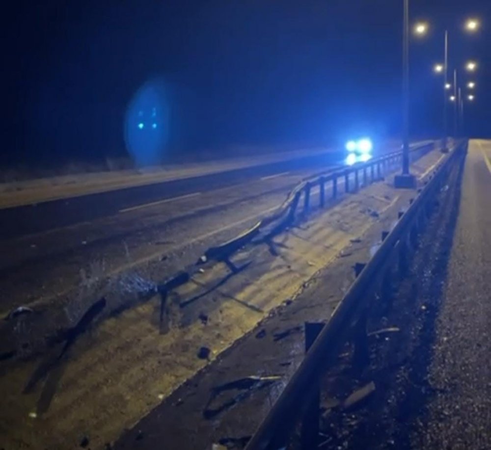 Konya'da yoğun yağış kazaya neden oldu! Tır sürücüsü yaralandı