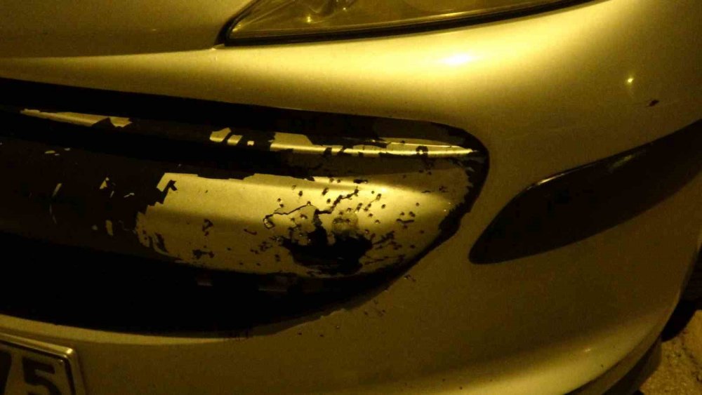 Park yeri yüzünden komşusuna kızdı, araca kurşun yağdırdı