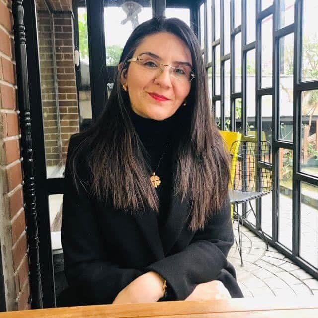 Şarampole yuvarlanan cip sürücüsü öldü