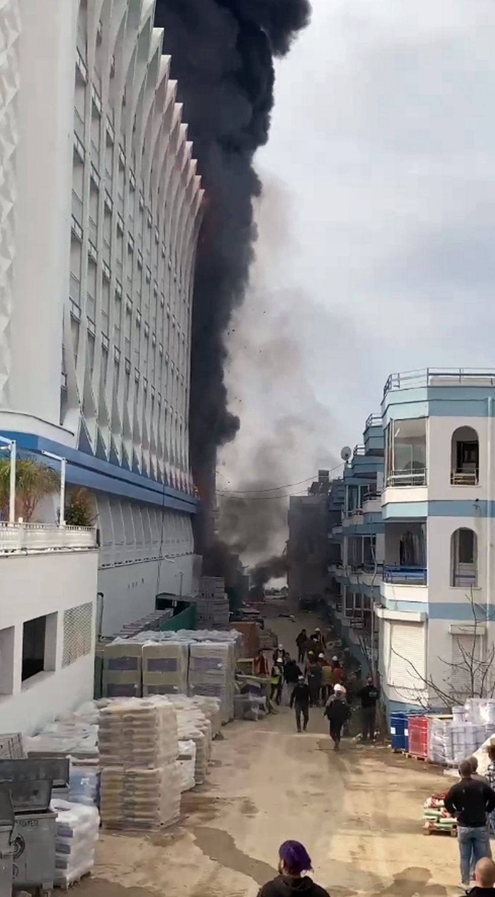 Antalya'da 5 yıldızlı otelde yangın