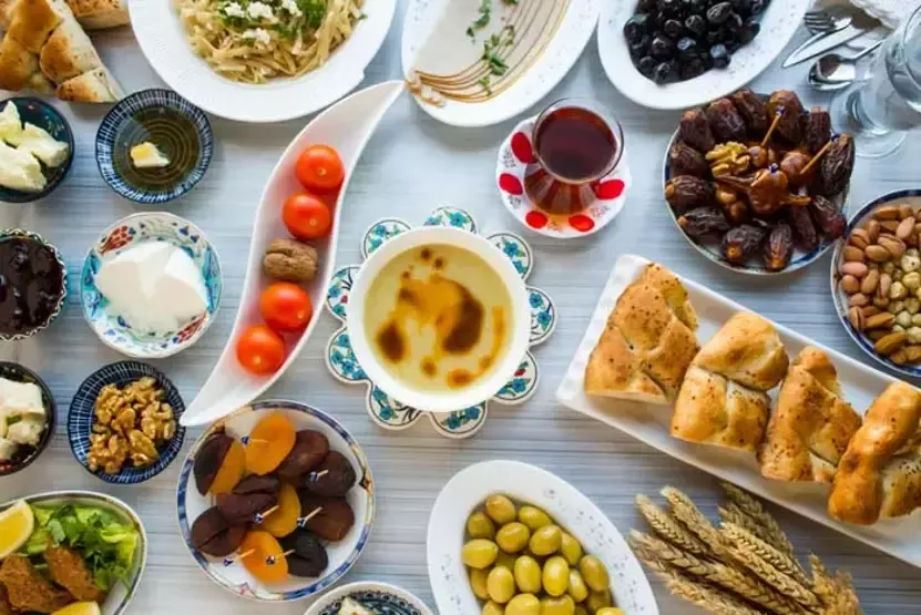 ramazan-ayinda-nasil-beslenmeliyiz-uzmanindan-tavsiyeler.webp