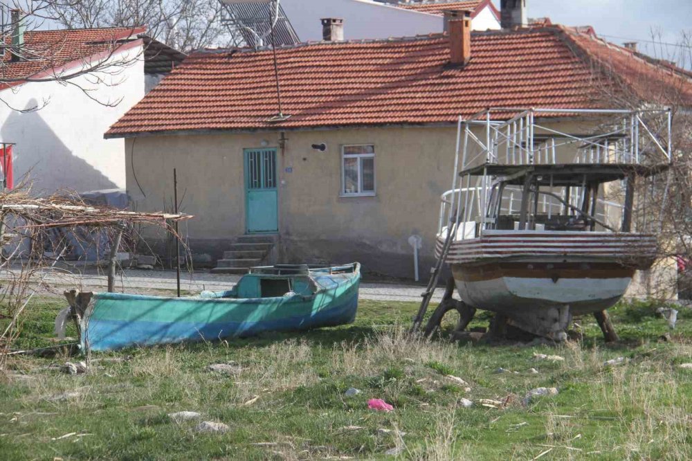 Beyşehir Gölü’nde av yasağı başladı!