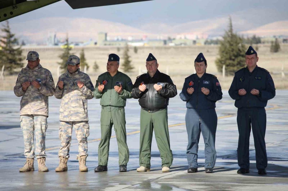 Şehit Uzman Çavuş Güven’in cenazesi Konya'da memleketine uğurlandı