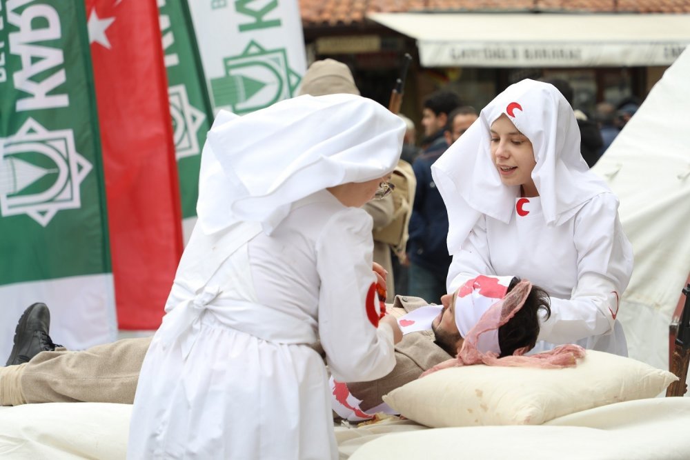 “Bir Destan Çanakkale” tiyatrosuna Konyalılardan büyük ilgi