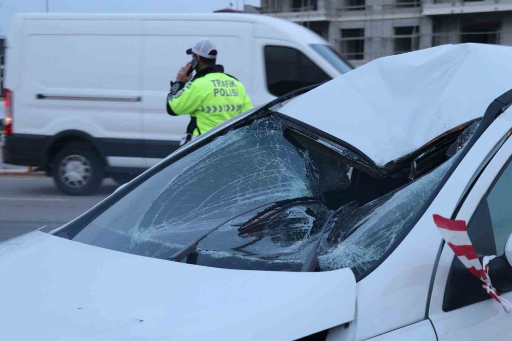 İftar için ekmek alan şahıs otomobilin çarpması sonucu yaşamını yitirdi