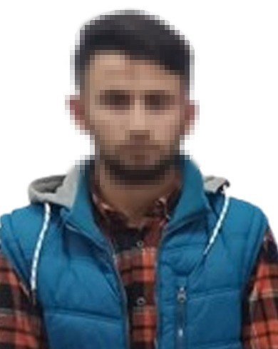 Polis süsü verip 285 bin lira değerinde ziynet eşyası çaldılar