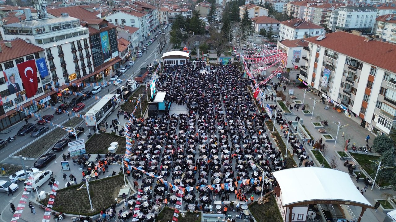 aksehir-iftar-programi-001.jpg