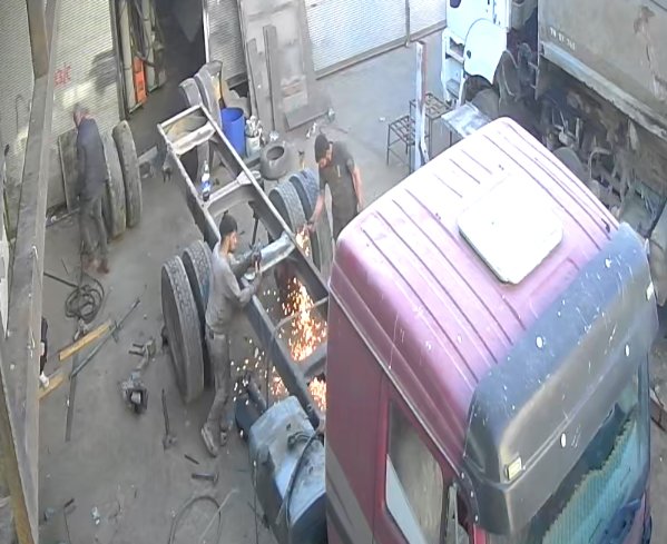 Konya'da bir şahıs çalınan kamyonunu bulmak için dedektif gibi çalıştı