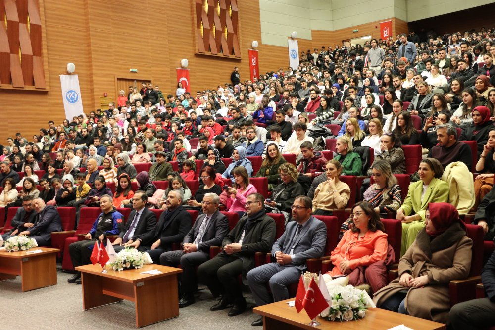 Alper Gezeravcı: İlim Çin'de de olsa, kutuplarda da olsa gidip alacağız