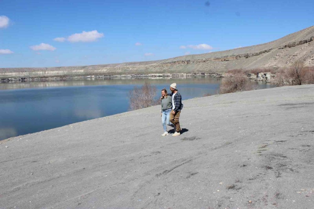 Alman çift Konya'da mola verdi, gördüklerine inanamadılar