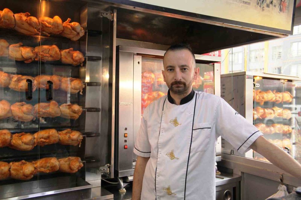 Konya'daki restoran işletmecisi ‘Askıda tavuk’ uygulaması başlattı