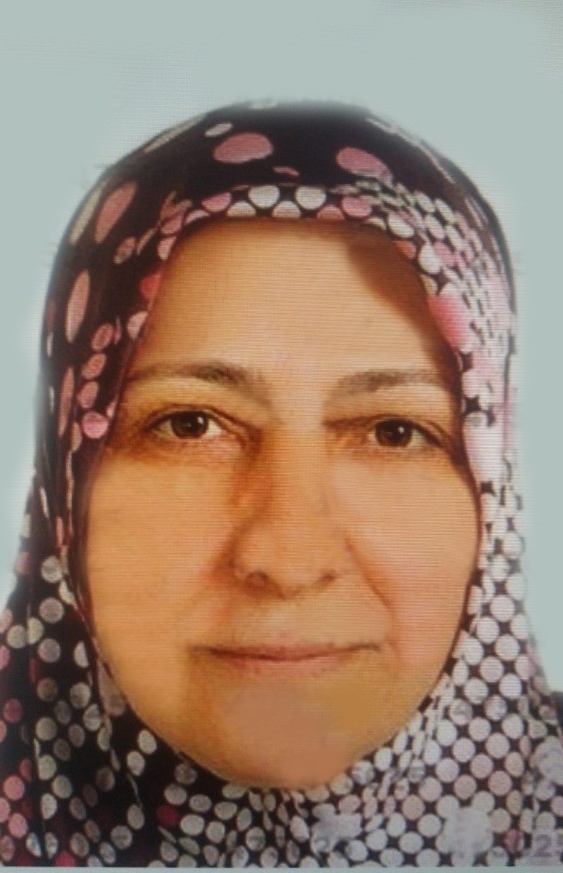 Annesini ve kız kardeşini öldüren şahıs camide intihar etti