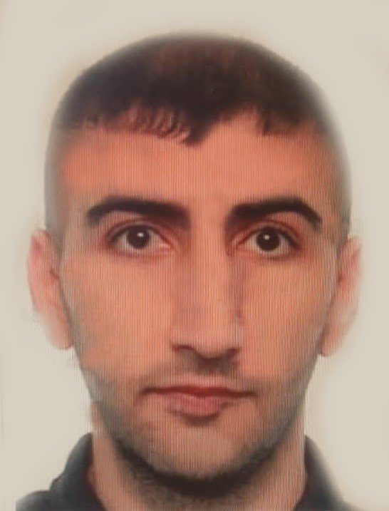 Annesini ve kız kardeşini öldüren şahıs camide intihar etti