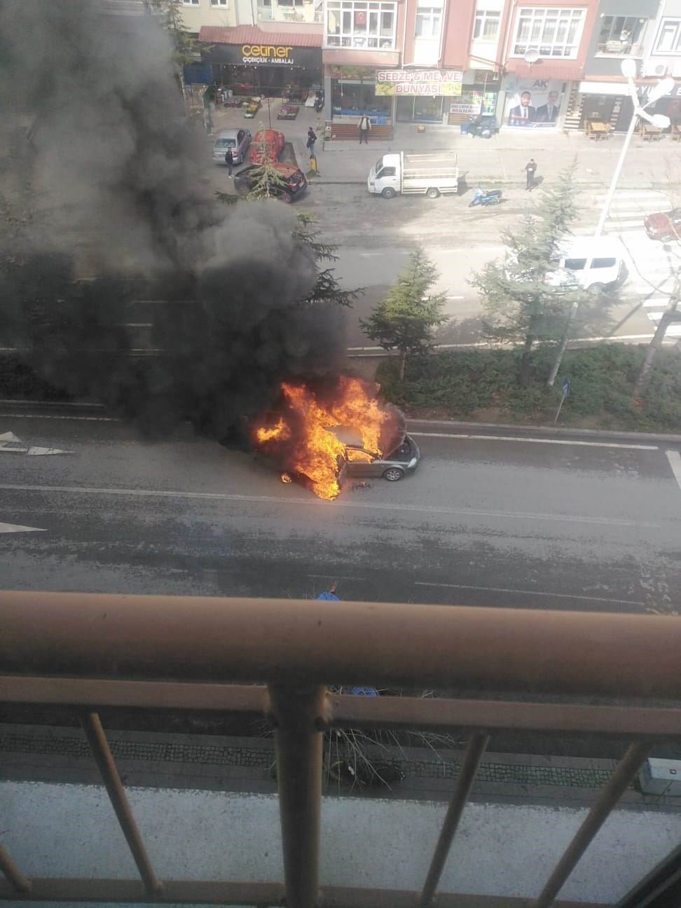 Konya'da seyir halindeki LPG’li otomobil alev topuna döndü