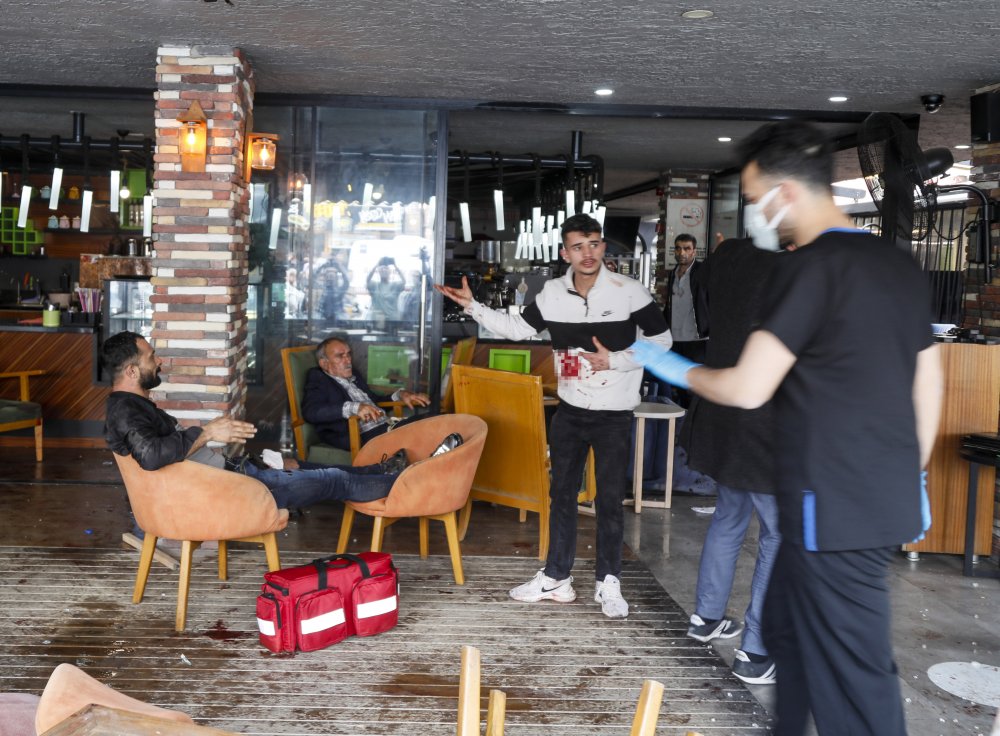 Antalya'da kıraathanede silahlı çatışma: 7 yaralı, 12 gözaltı