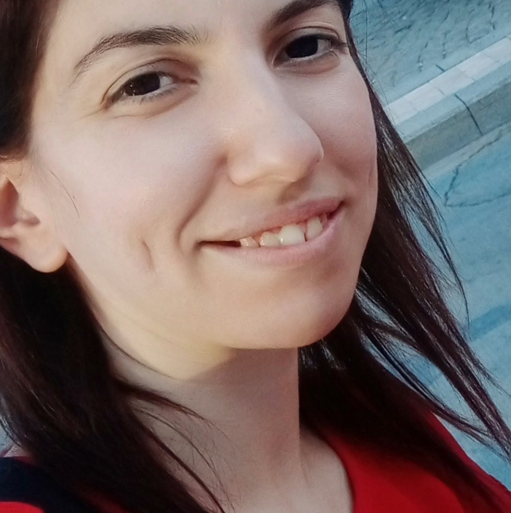 Boşanma aşamasındaki eşine kurşun yağdırdı