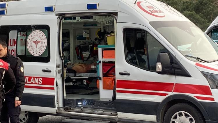 Trafikteki kavgada ağabey ve kardeş vuruldu