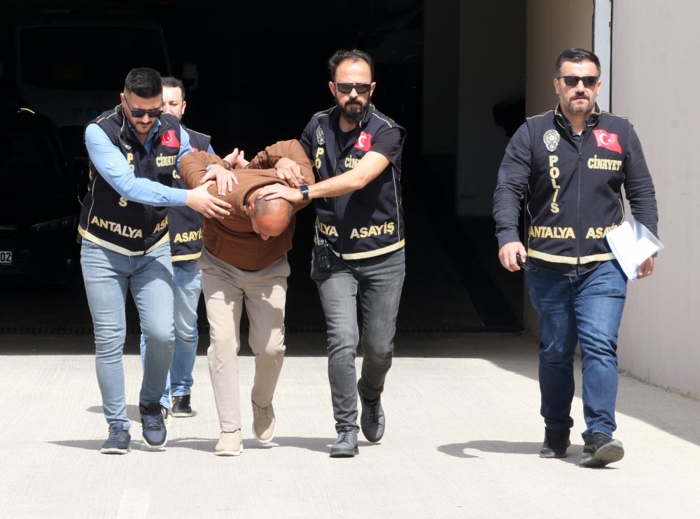 Boşandığı eşi hakkında dedikodu yapan akrabasını öldürdü