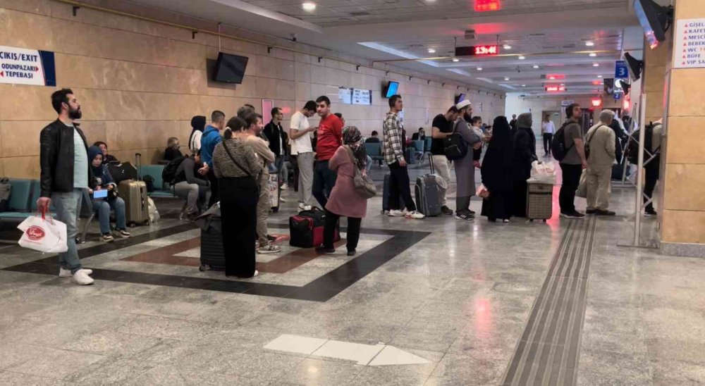 Yüksek Hızlı Tren’de yer kalmadı