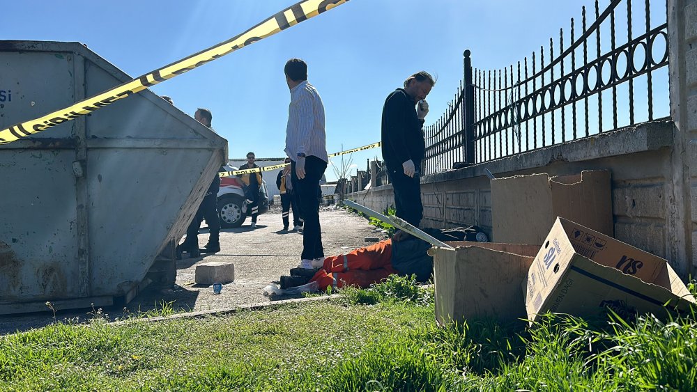 Çöp depolama alanında ölü bulundu
