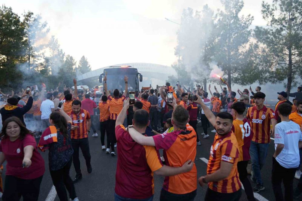 Galatasaray, Şanlıurfa’ya geldi
