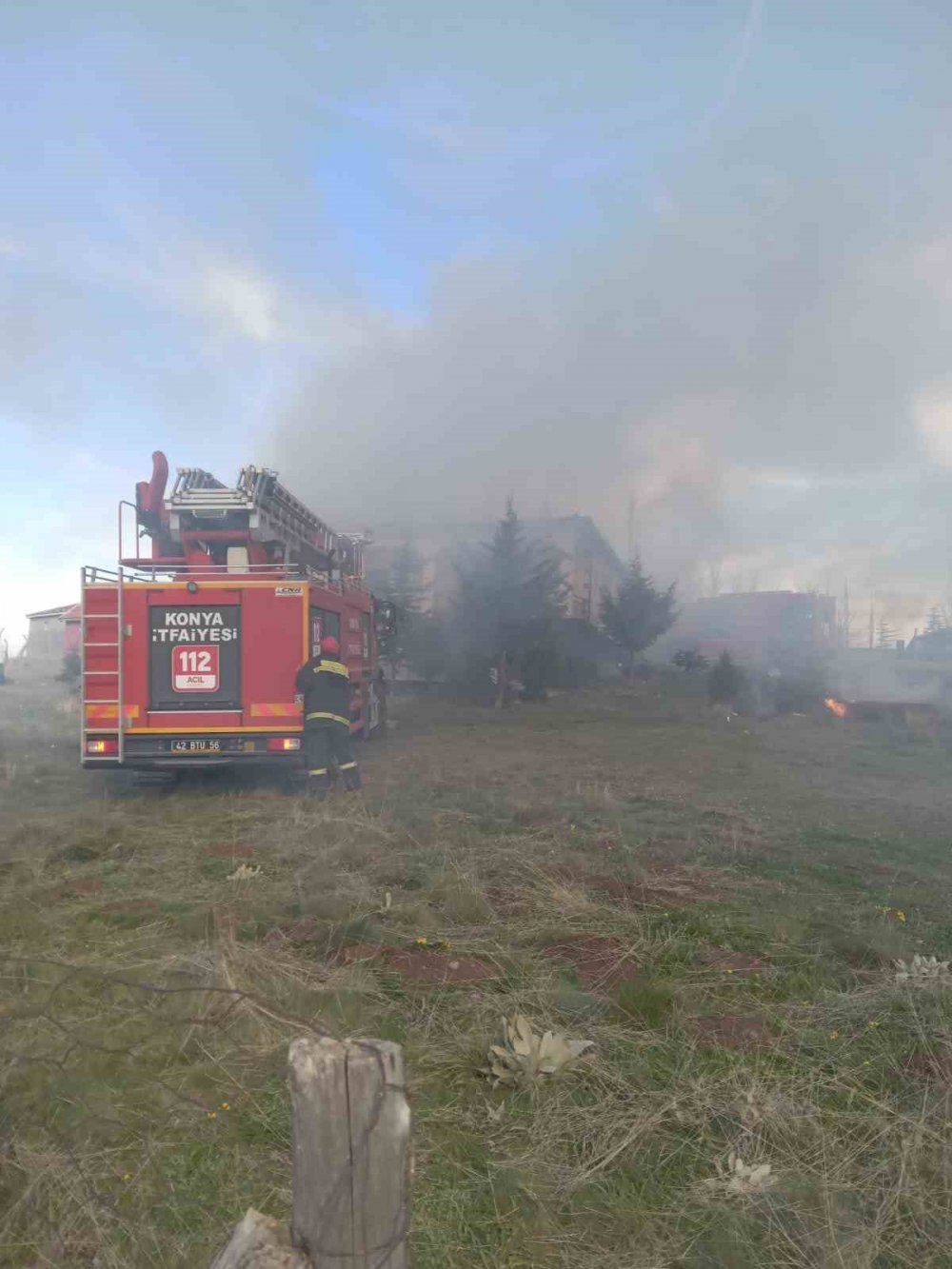 Konya’da korkutan ev yangını