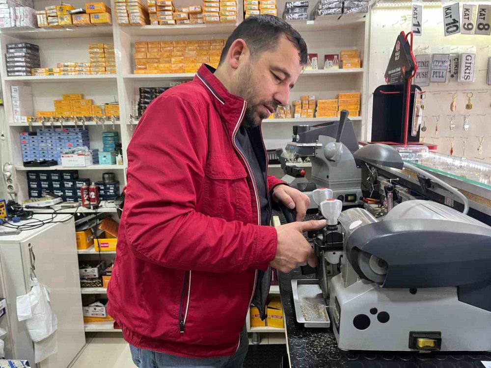 Tatile çıkanlara çilingirden kritik uyarı