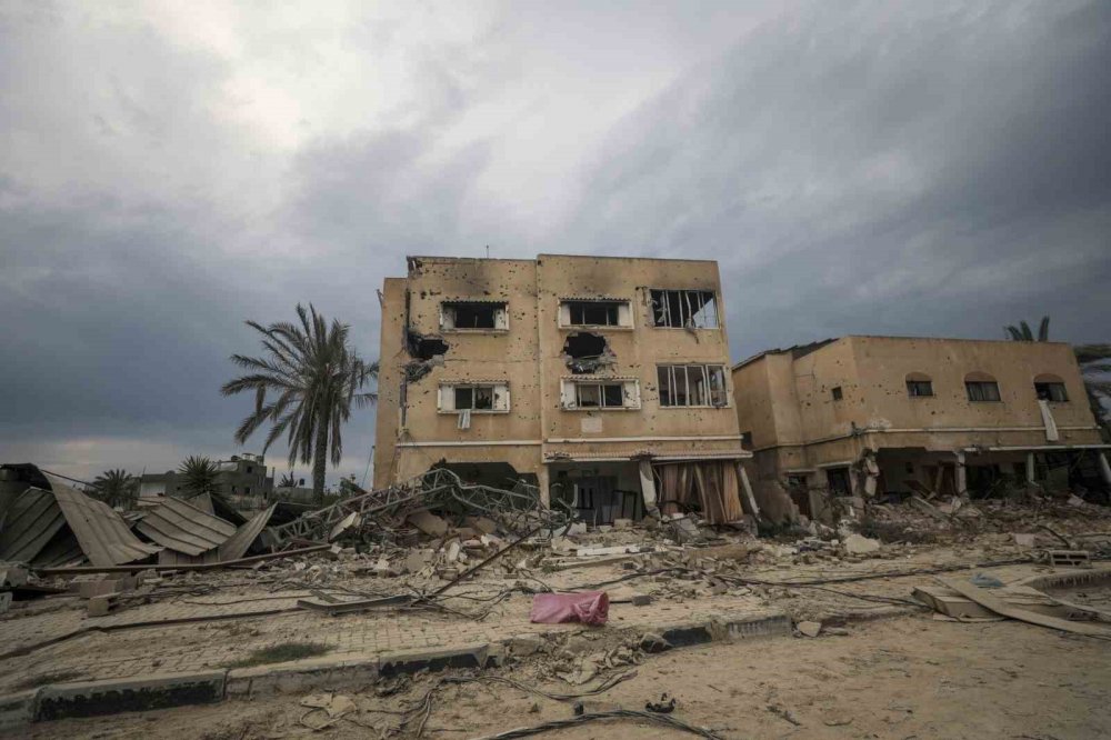 Gazze’de can kaybı 33 bin 360’a yükseldi