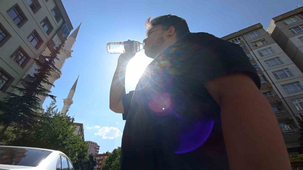 Ramazan ayında yavaş olan metabolizma için uzmanlardan bayram uyarısı