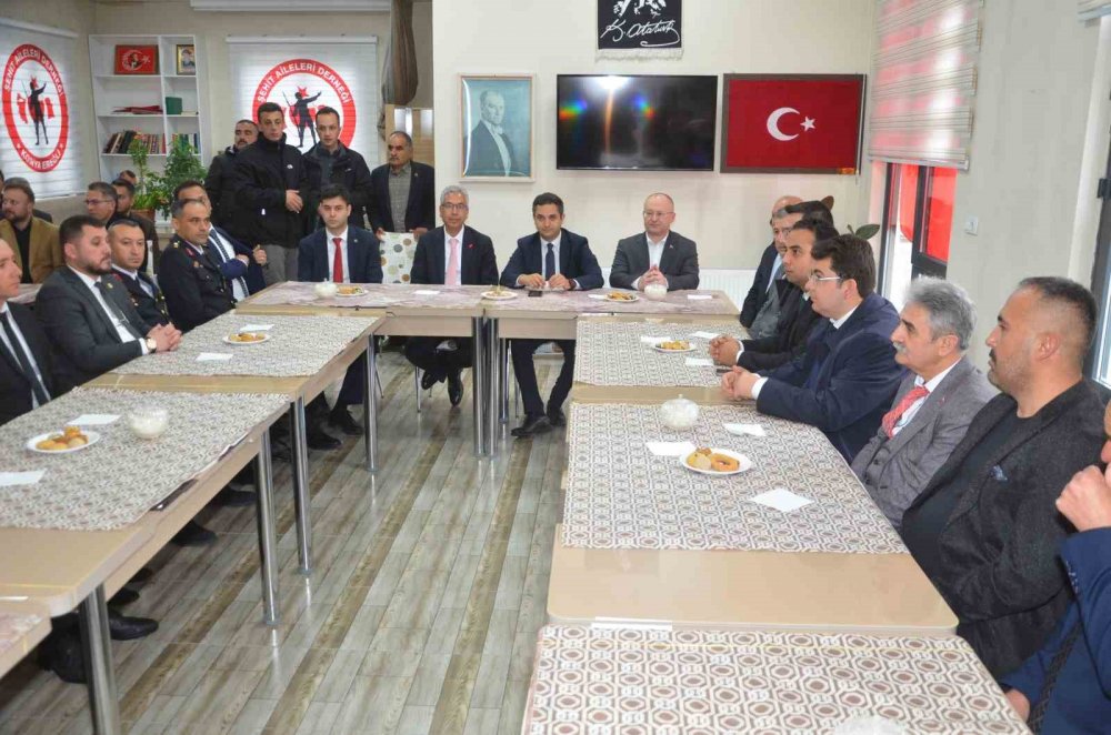 Konya Ereğli’de protokol üyeleri bayramlaştı