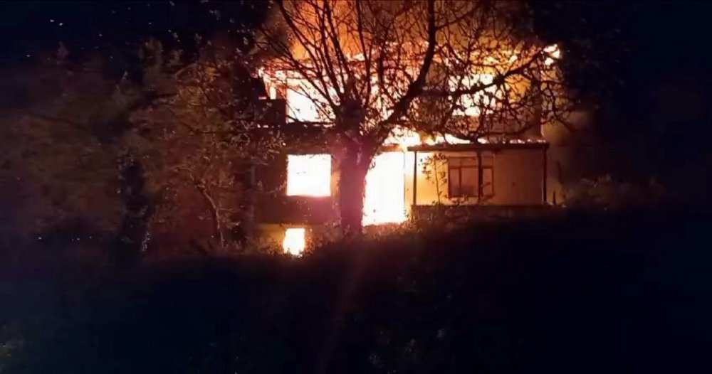 Bayram günü ısınmak isterken evinden oldu