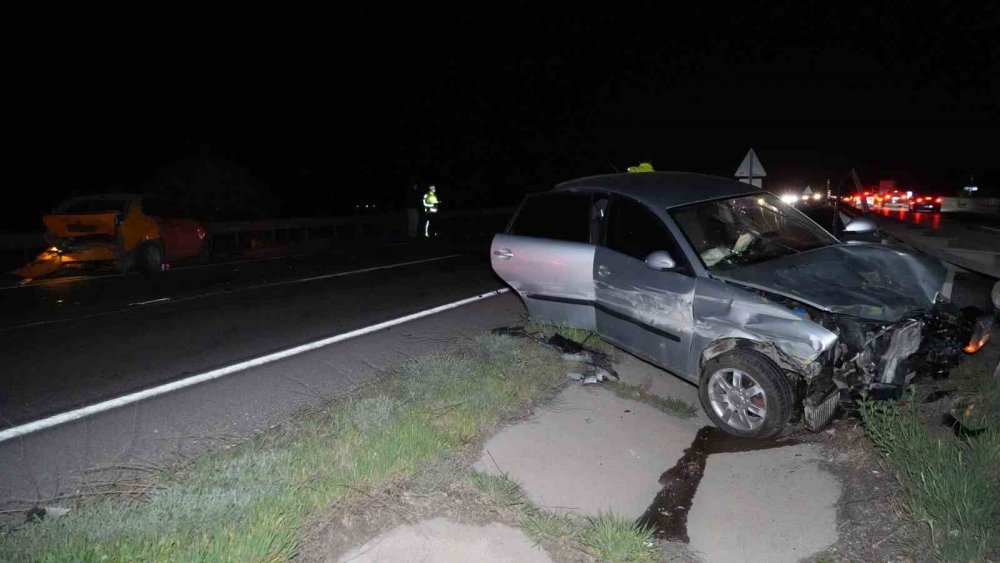 Kazazedelere yardım etmek isterken canından oldu