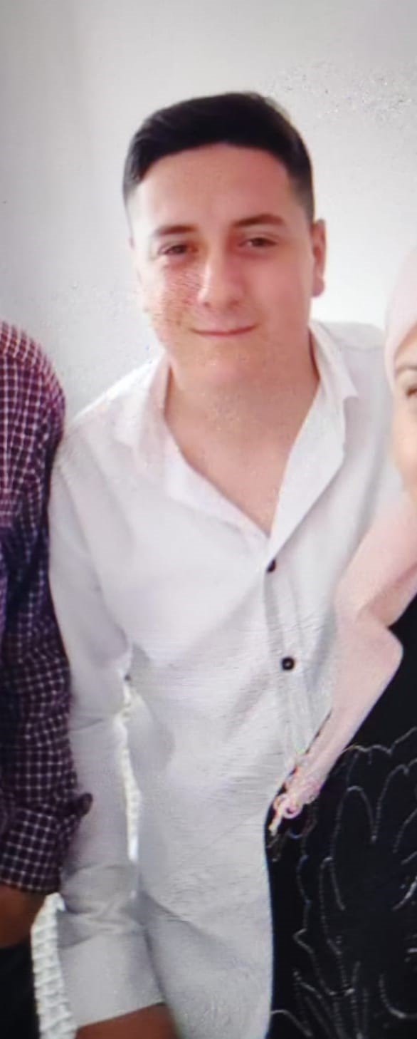 Bariyerlere çarpan motosiklet dere yatağına uçtu: 2 genç hayatını kaybetti