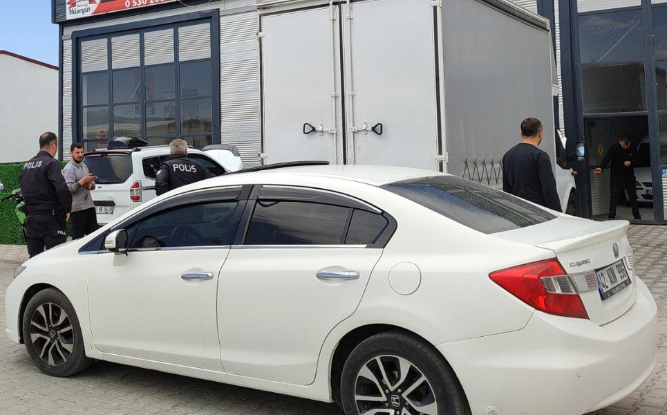 Konya'da galerici, tartıştığı ortağını vurdu