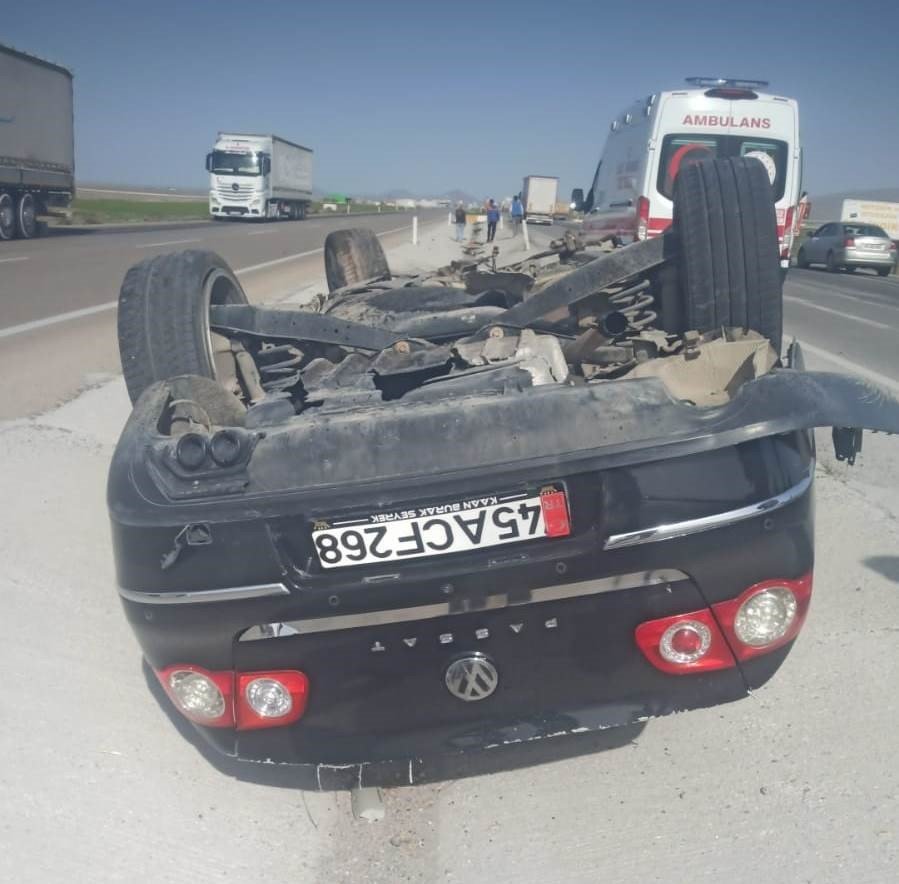 Konya’da kontrolden çıkan otomobil takla attı: 2 yaralı