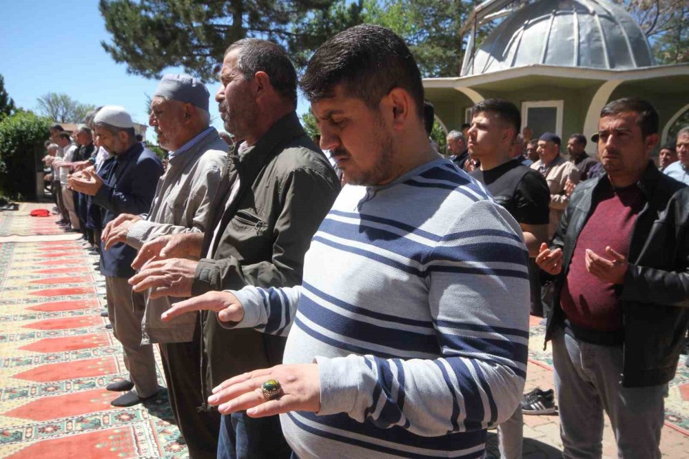 Konyalı çiftçiler çareyi böyle buldu!