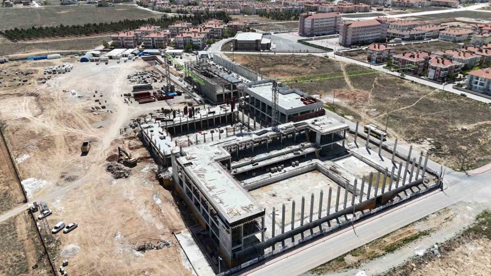 Konya'da yapımı devam ediyor... Türkiye’de birçok ilke sahip merkez olacak