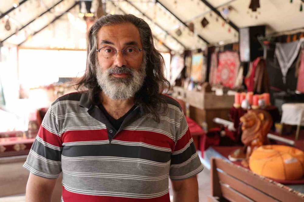 Konya'da iş yerinin ampullerini değiştirmek isteyen kişi elektrik akımına kapıldı