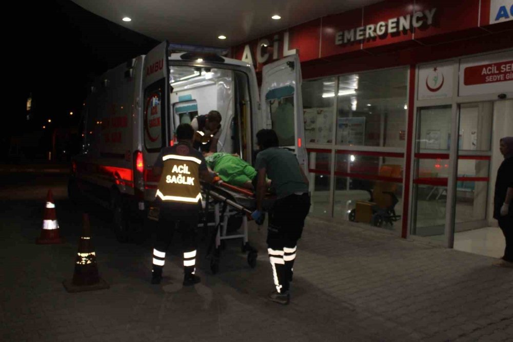 Konya’da kontrolden çıkan otomobil ile kamyon çarpıştı! Yaralılar var