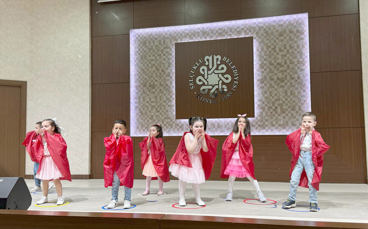 muzipo-kids-ogrencilerinden-23-nisan-gosterisi-2.jpg